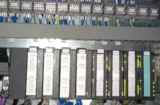 Panel Control PLC dan Fungsinya Secara Umum