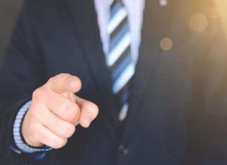 5 Sifat Pemimpin Yang Sangat Disukai Bawahan Sifat Pemimpin Yang Sangat Disukai Bawahan