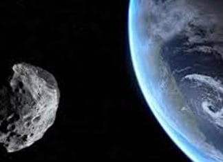 Asteroid Ukuran Raksasa Melintasi Bumi Hari Ini Dengan Kecepatan 38.600 km/jam Asteroid Ukuran Raksasa Melintasi Bumi Hari Ini Dengan Kecepatan 38.600 km/jam