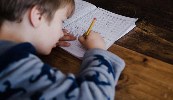 Benarkah Kecerdasan Anak Berasal Dari Garis Keturunan? Ini Faktanya